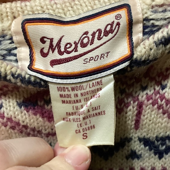 Vintage wool sweather - Picture 2 of 3